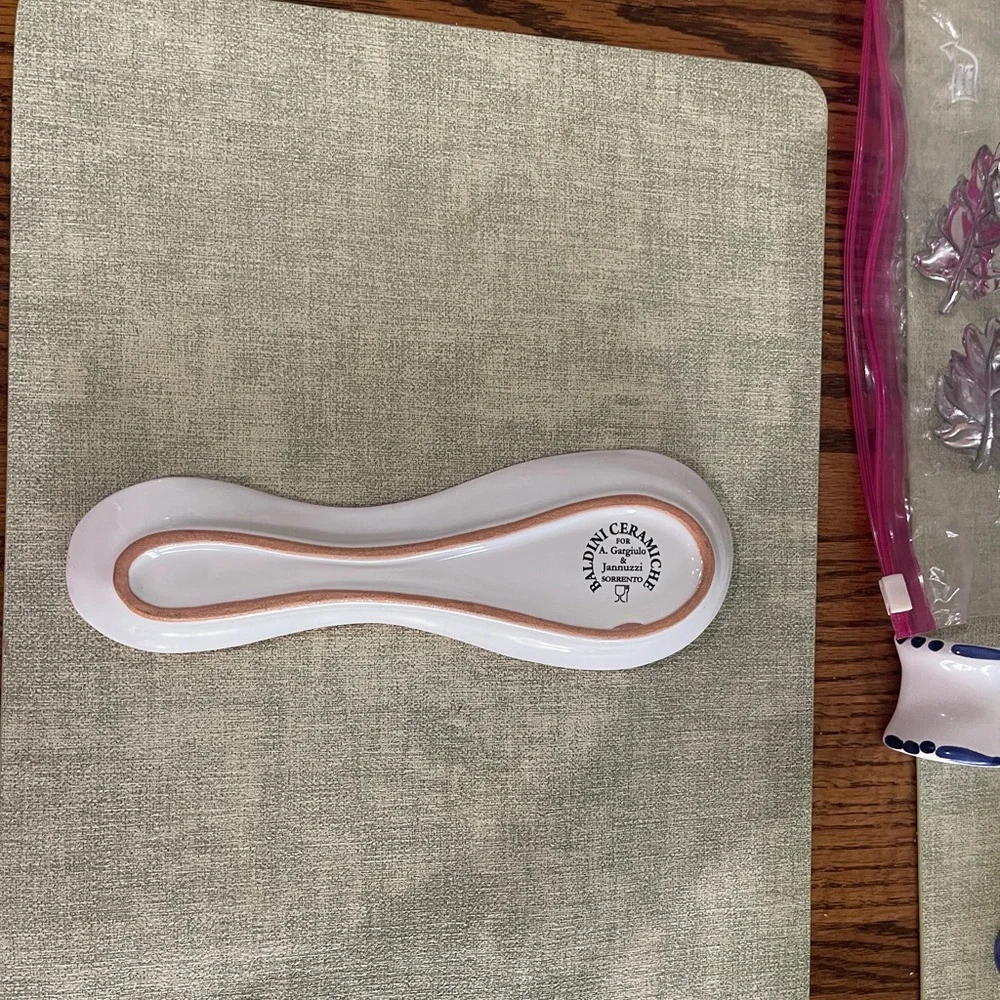 Kitchen Spoon Rest With Lemon Design - Picture 3 of 4